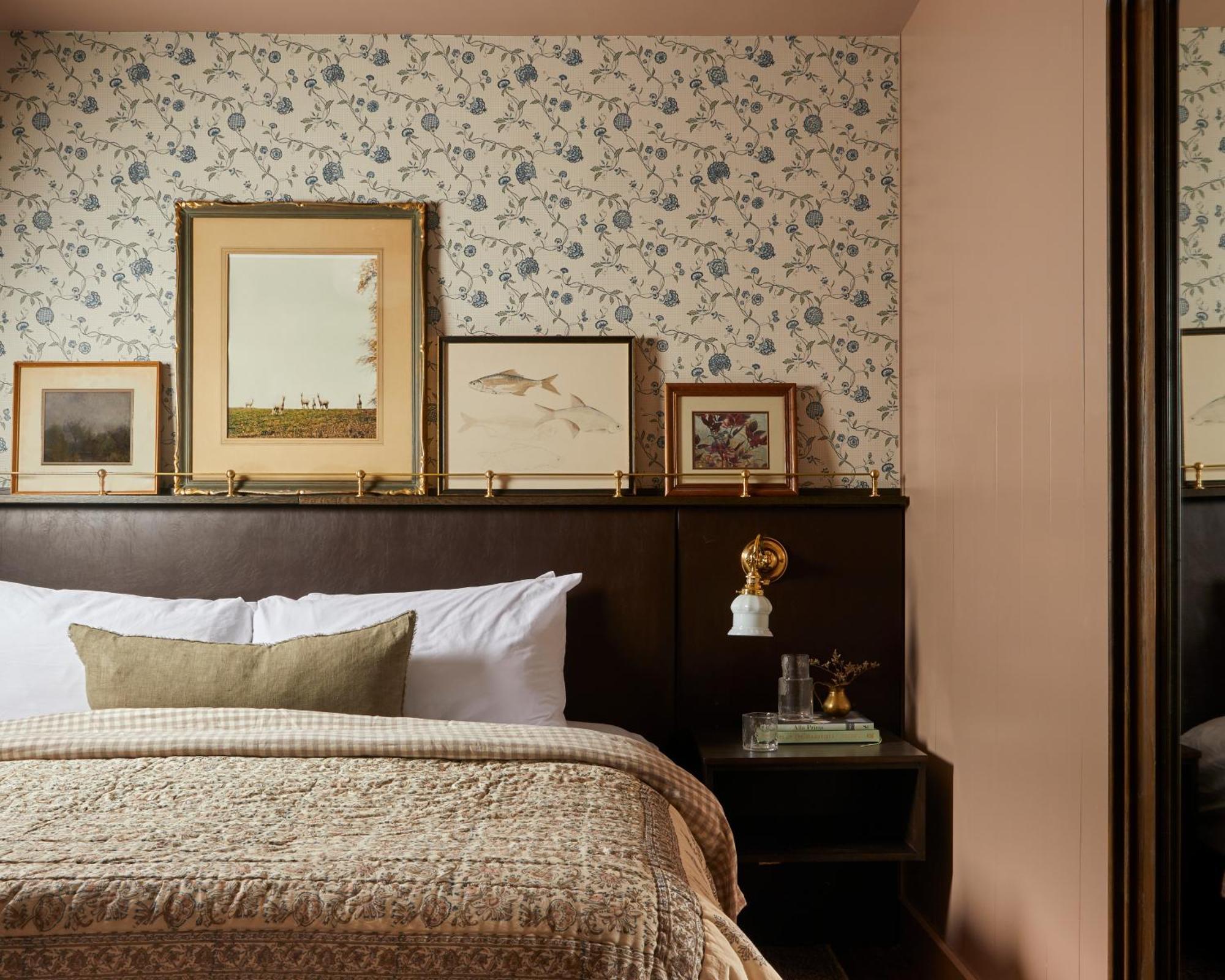 The June Motel, Beaver Valley Kimberley 外观 照片